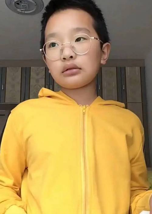 六臺(tái)彩開獎(jiǎng)特馬和鐘美美哭訴父親家暴 與鐘美美哭訴父親家暴視頻