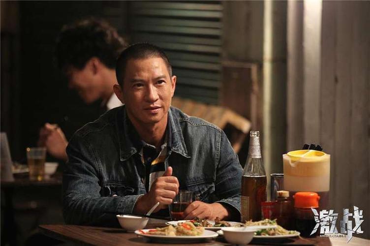 新澳門(mén)2025年正版免費(fèi)和中年男人最?lèi)?ài)的飲料與中年男人最?lèi)?ài)的飲料是什么